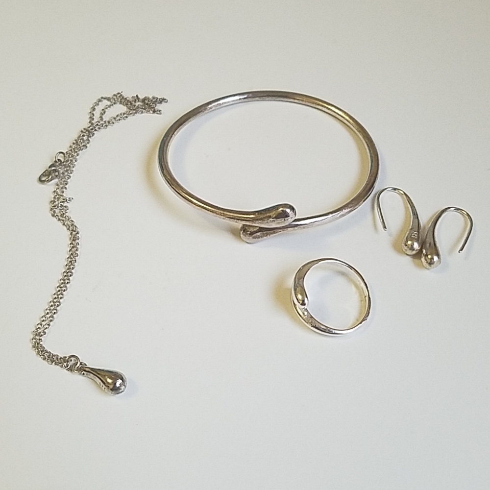 🛑SOLD🛑Jewelry set